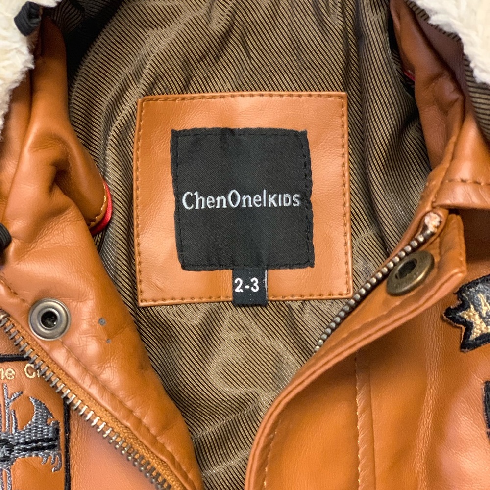 Bomber jacket - Picture 2 of 2